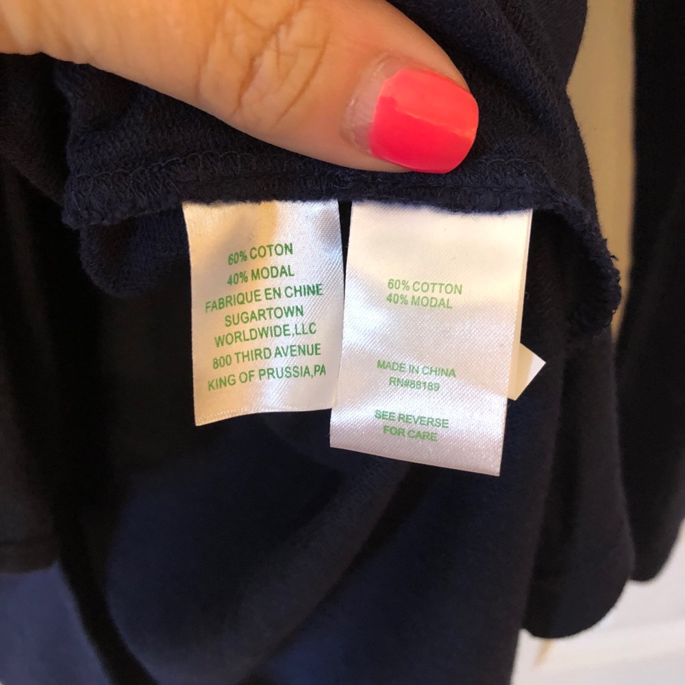 ❌SOLD❌Lilly Pulitzer Shel Coverup - Picture 5 of 8